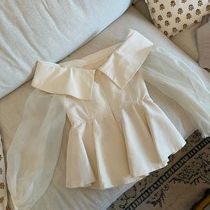 Elizabeth Kennedy poplin top- size 8. New w tags